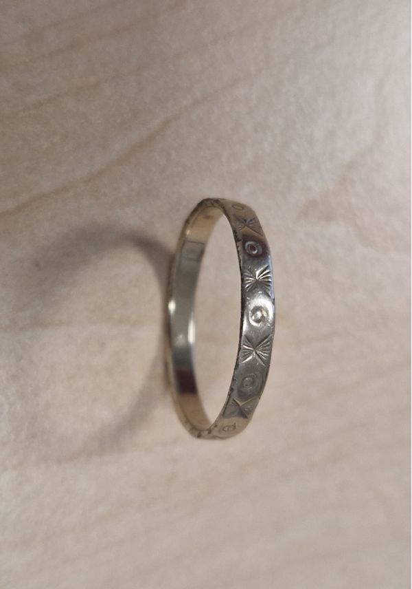 Objet trouvé bague